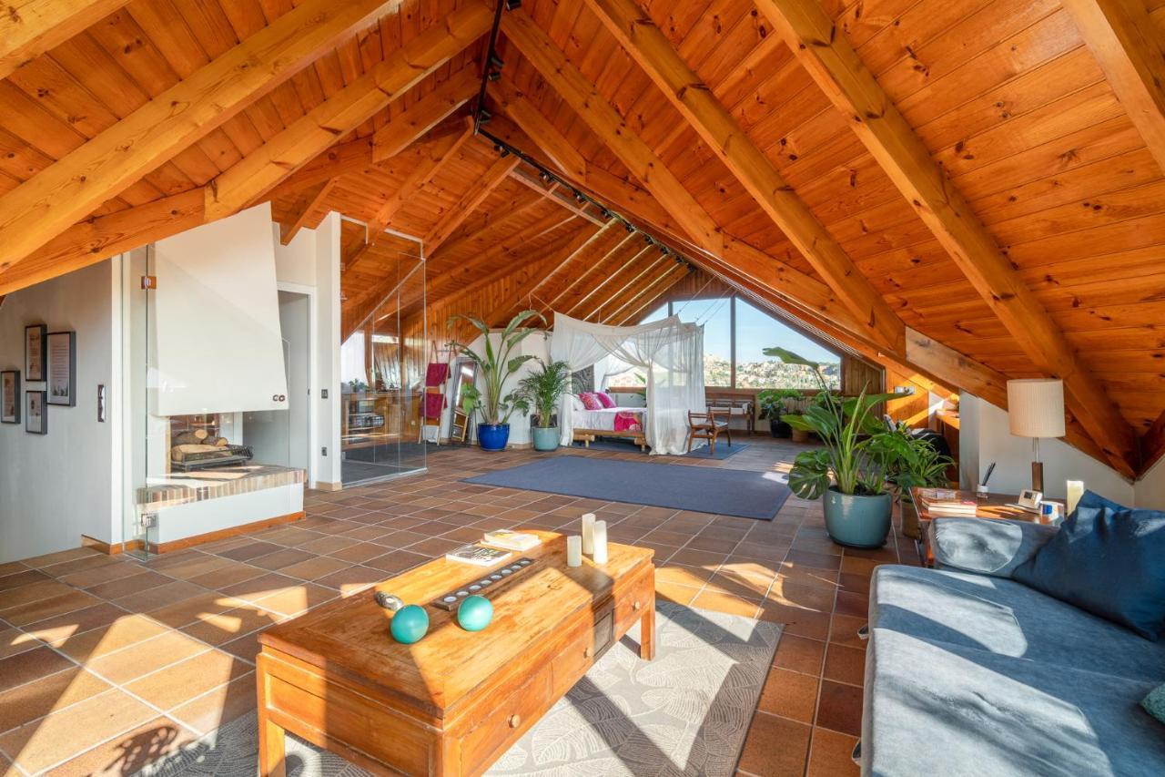 Villa Barcelona'S Tropical Oasis à Sant Just Desvern Extérieur photo